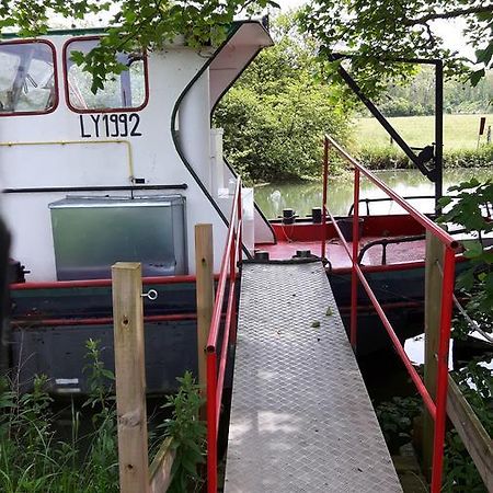 Botel La Vecchia Dole Dış mekan fotoğraf